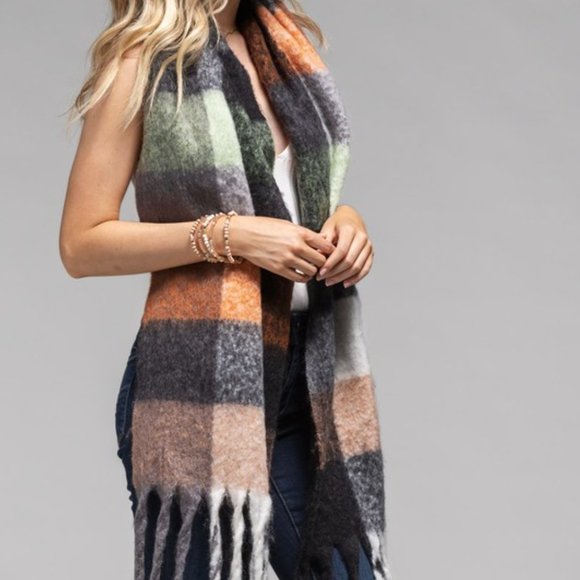 Multi colored brushed plaid scarf - Picture 3 of 3